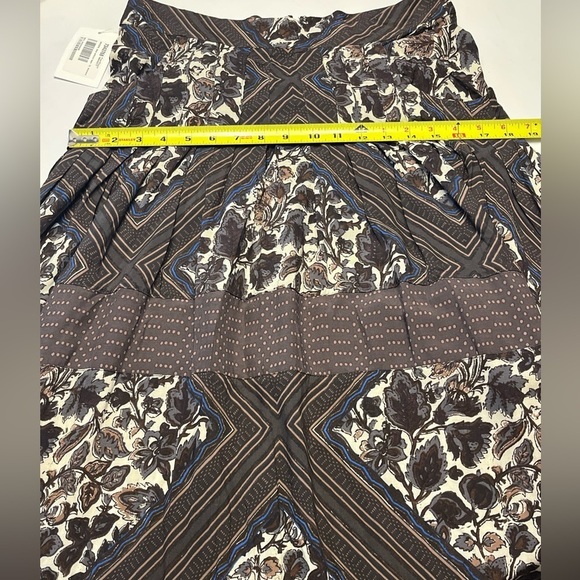 Free People Printed Paradise Skirt, size 10, lightweight and stylish for fall. - Picture 10 of 11